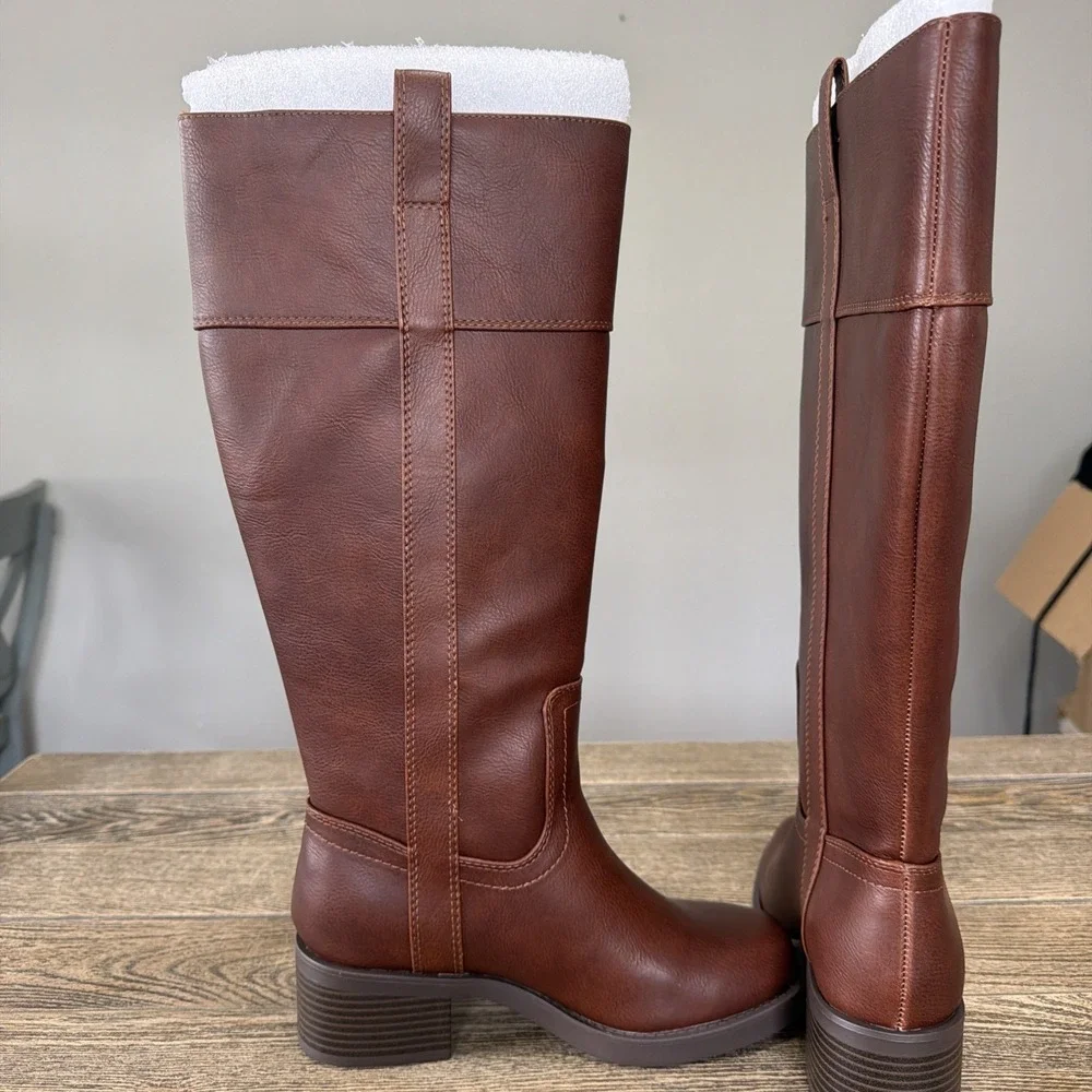 Undr8ed Women's Brown Knee High Riding Boots Size 7.5